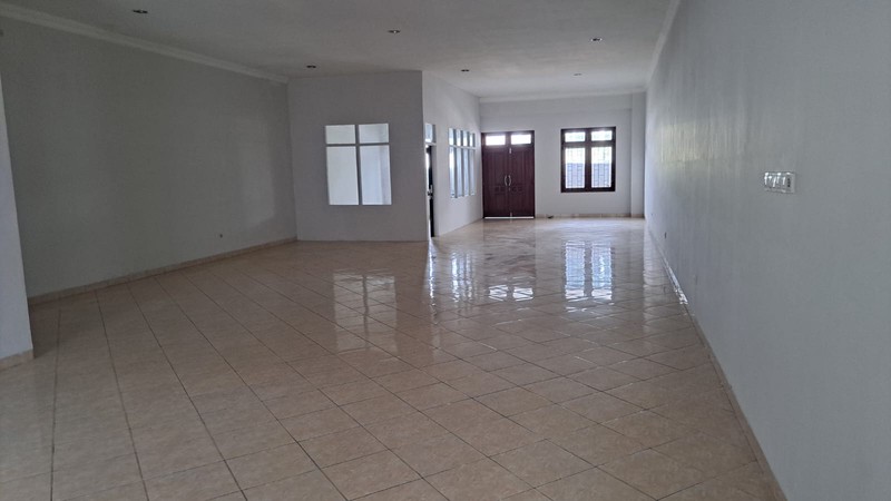 Ruang Usaha Strategis Dijual di Jalan AM. Sangaji, Mlati Sleman - Lokasi Premium untuk Bisnis