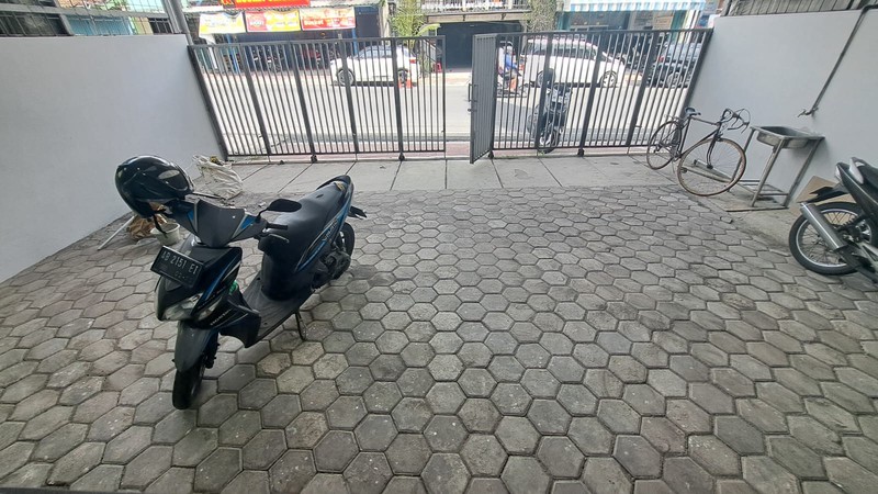 Ruang Usaha Strategis Dijual di Jalan AM. Sangaji, Mlati Sleman - Lokasi Premium untuk Bisnis