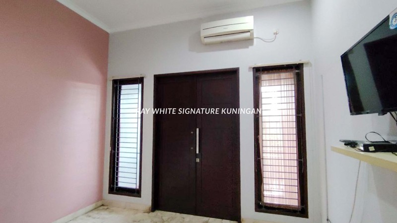 Disewakan Townhouse di Tanjung Barat Lokasi Strategis dekat Aeon Mall