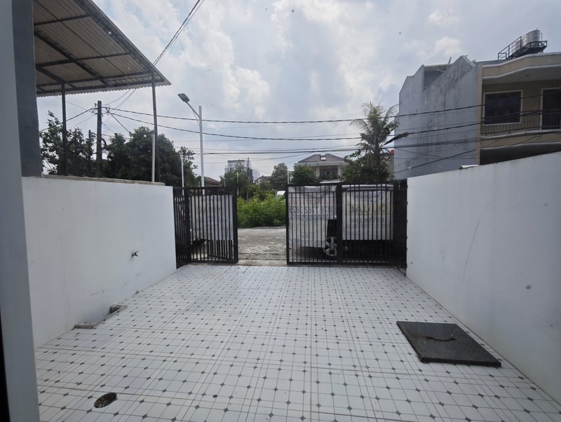 Rumah Gading Griya Residence Kelapa Gading Luas 4,5x15m2