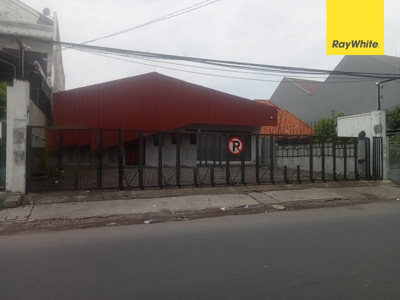 Disewakan Rumah Usaha Dijalan Pandegiling Surabaya Pusat