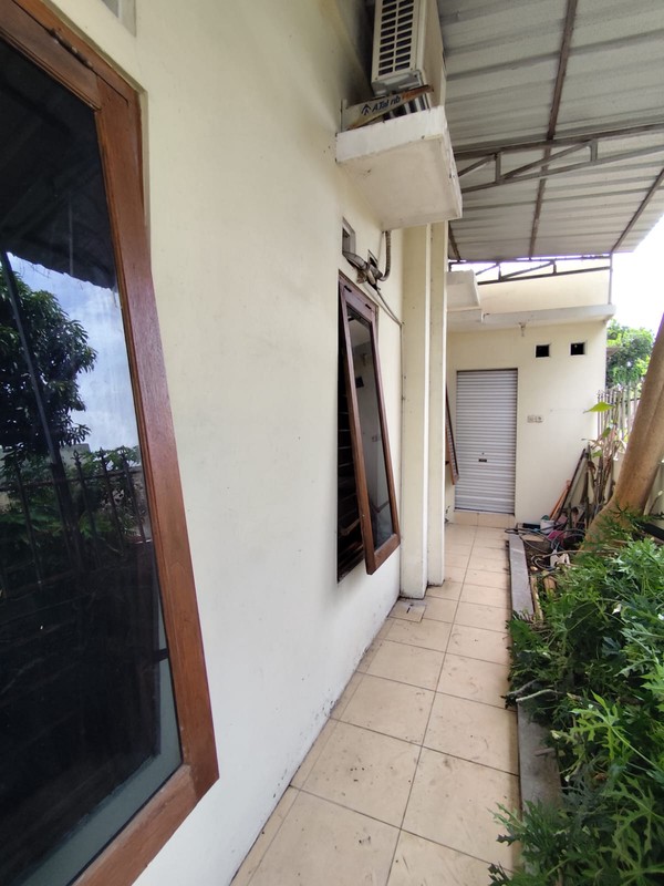 Rumah 2 Lantai Semi Furnished Siap Huni di Perum Griya Ambarketawang, Gamping - Dekat Stasiun Patukan