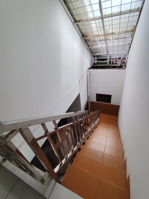 Rumah 2 Lantai Semi Furnished Siap Huni di Perum Griya Ambarketawang, Gamping - Dekat Stasiun Patukan