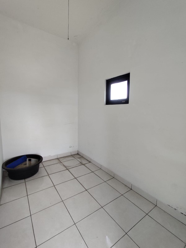 Rumah 2 Lantai Semi Furnished Siap Huni di Perum Griya Ambarketawang, Gamping - Dekat Stasiun Patukan