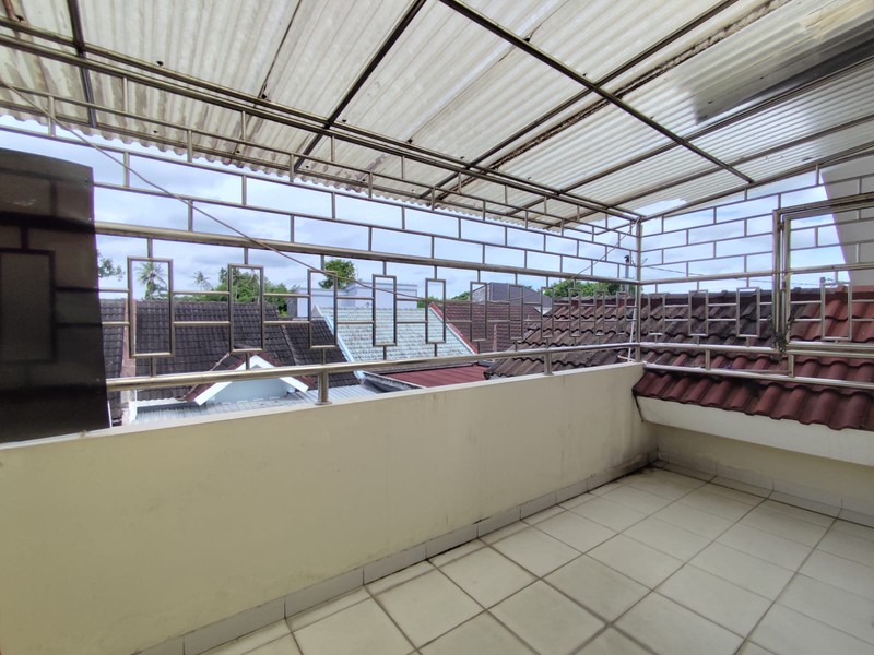 Rumah 2 Lantai Semi Furnished Siap Huni di Perum Griya Ambarketawang, Gamping - Dekat Stasiun Patukan