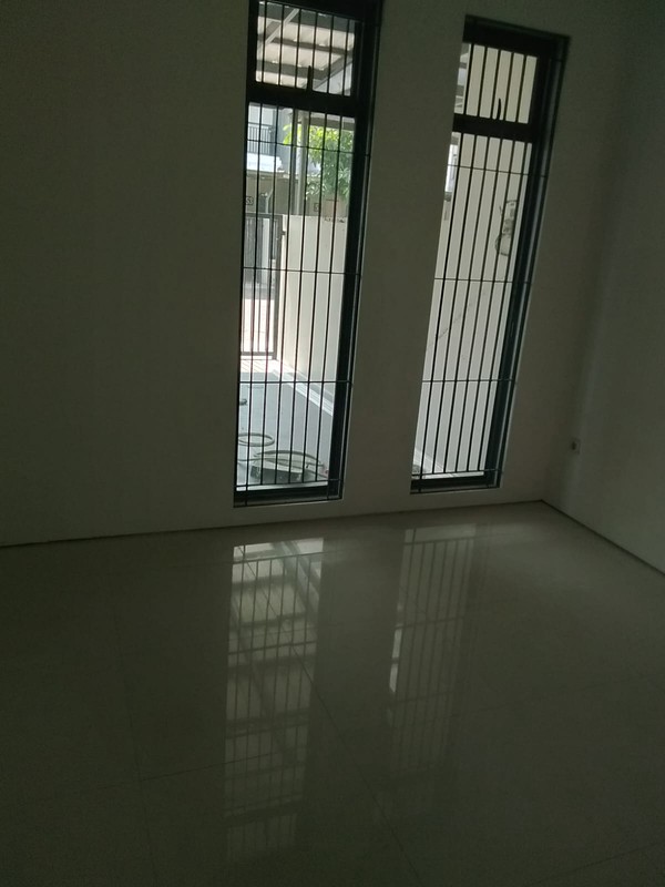 Dijual Rumah Pondok Tjandra - cluster Opal - modern Mimimalis 2 Lantai dekat akses TOL, RS Mitra Keluarga, Bandara Juanda, SMA petra 