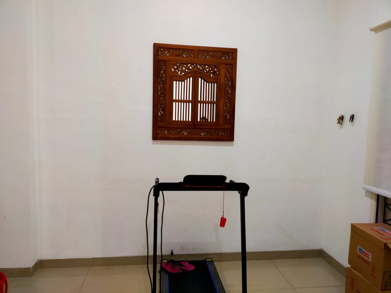 Rumah 2 Lantai, Rapih Siap huni di Bintaro- Pesanggrahan