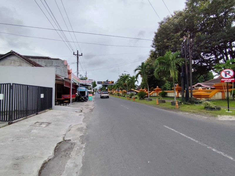 Disewakan Ruko 2 Lantai 788 Meter Persegi di Dekat STPN Gamping, Sleman