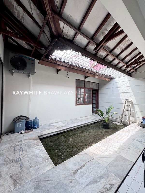 Rumah Siap Huni Jalan Lebar Lokasi Strategis Area Lebak Bulus