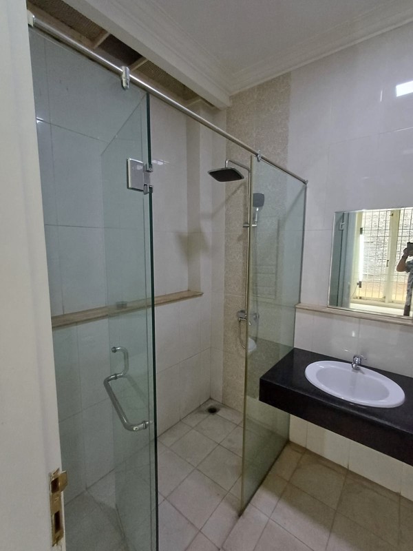 Rumah 2 Lantai, Lokasi strategis di Ciledug