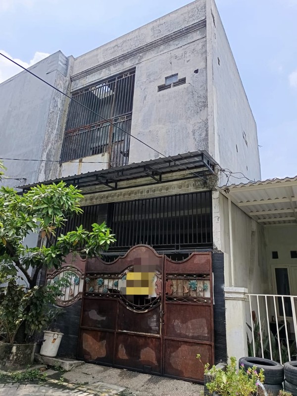 Rumah 2 Lantai Modern di Medayu Utara - Cocok untuk Keluarga Besar