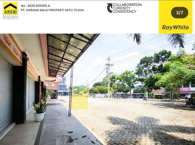 Gedung besar di tanjung karang pusat bandar lampung