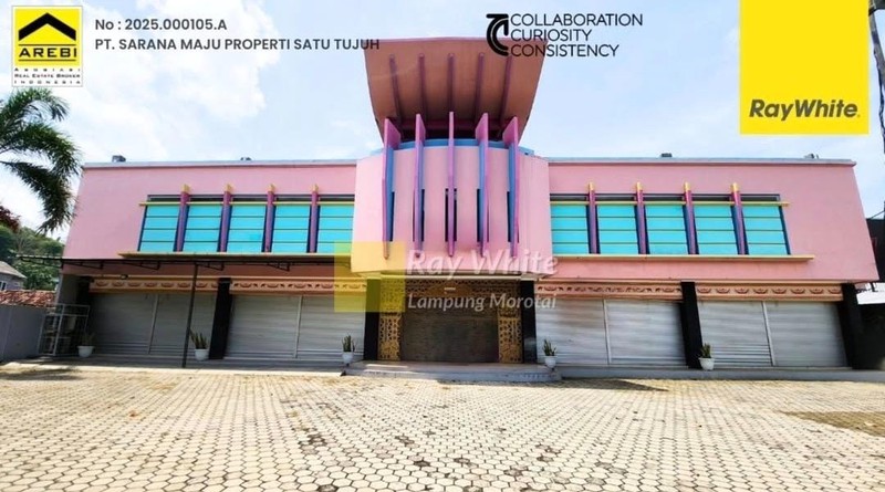 Gedung besar di tanjung karang pusat bandar lampung