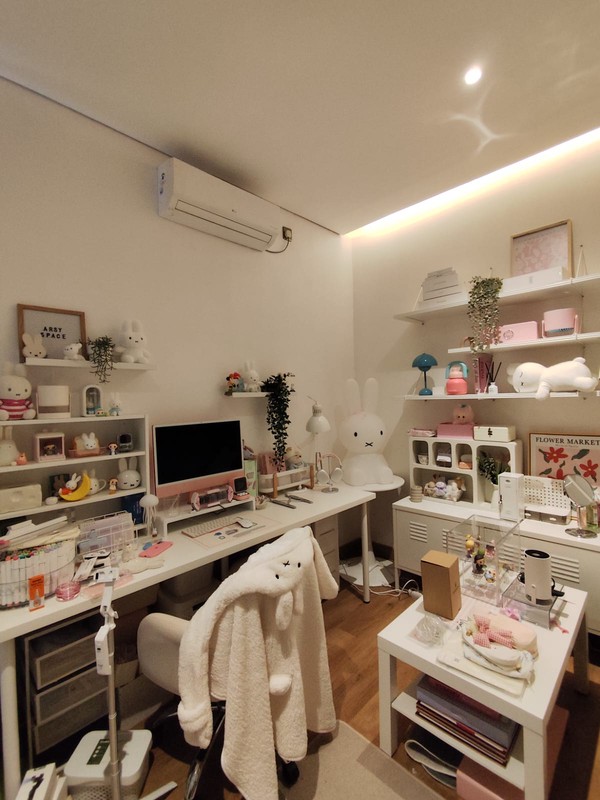 Rumah Modern Industrial 2 Lantai di Wedomartani, Ngemplak - Sleman