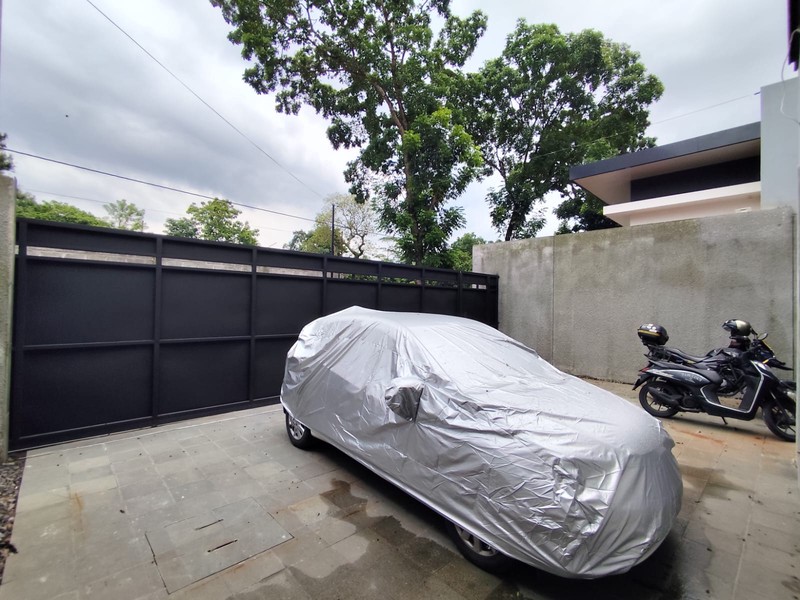 Rumah Modern Industrial 2 Lantai di Wedomartani, Ngemplak - Sleman