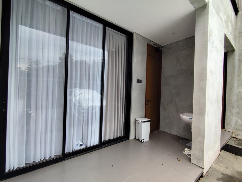 Rumah Modern Industrial 2 Lantai di Wedomartani, Ngemplak - Sleman