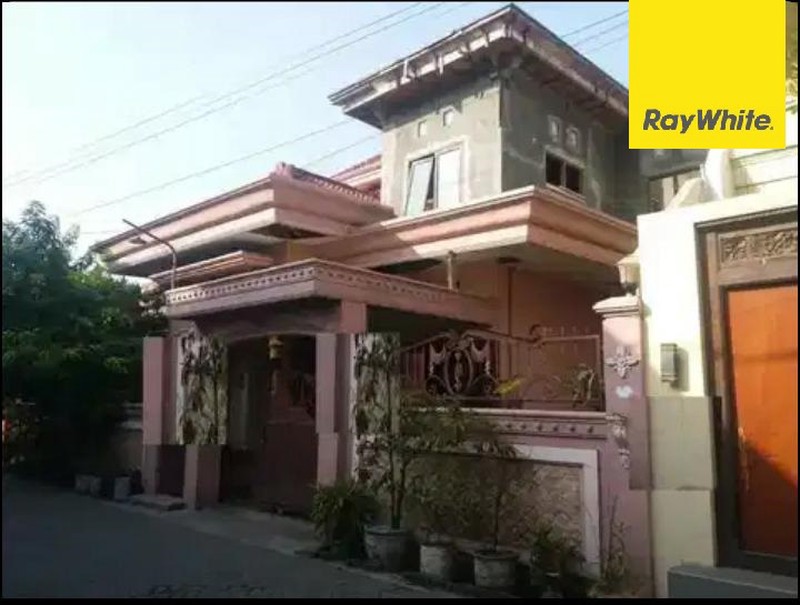 Dijual Rumah 3 lantai di Karah Tama Asri Surabaya