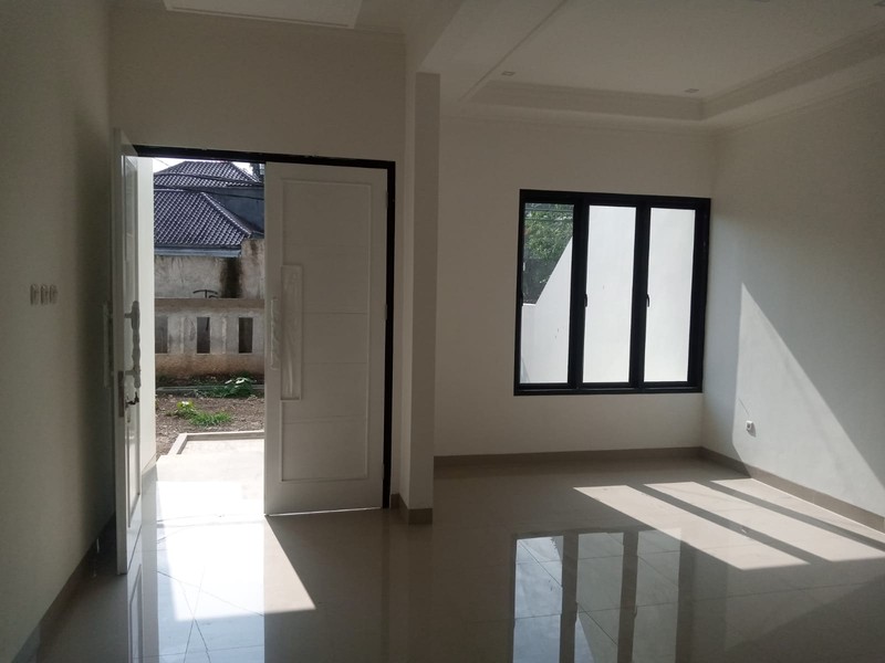 Brand New, Rumah Minimalis Harga Menarik di Komplek Strategis Cinere