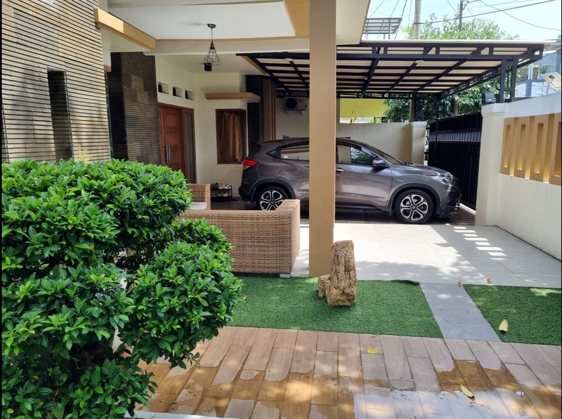 Rumah modern minimalis duta bintaro