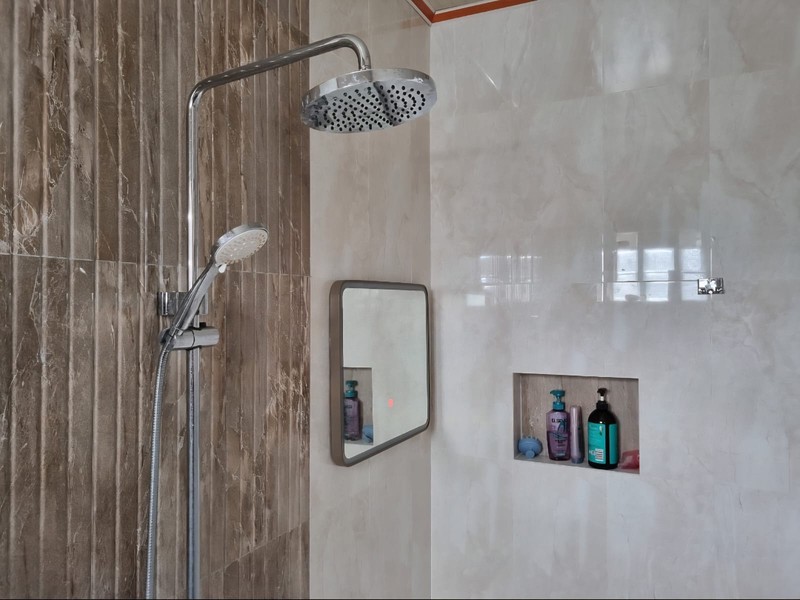 Rumah modern minimalis duta bintaro