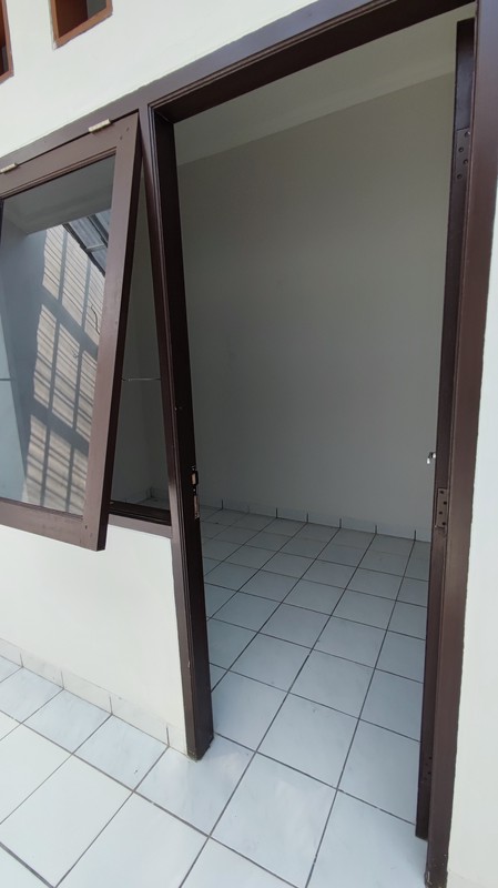 Fast Rent. Rumah luas di Griya Loka, BSD