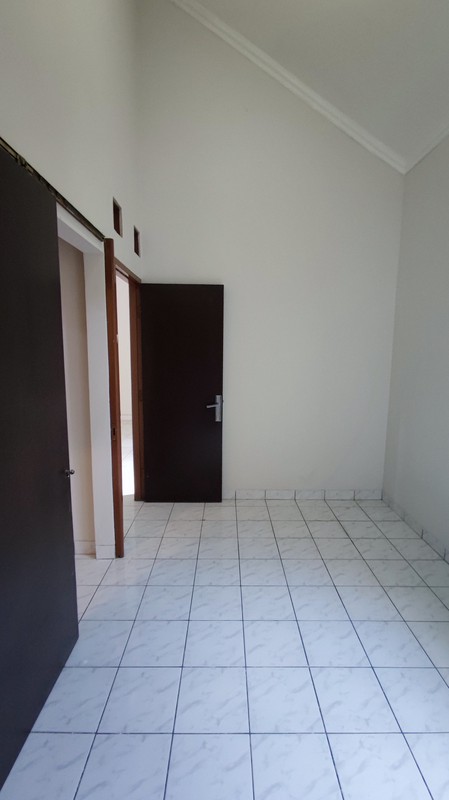 Fast Rent. Rumah luas di Griya Loka, BSD