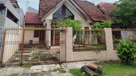 For Rent. Rumah luas di Griya Loka, BSD