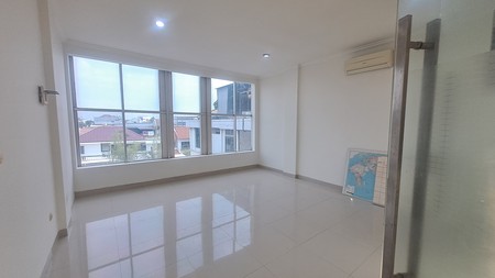 Office Space Kebon Jeruk