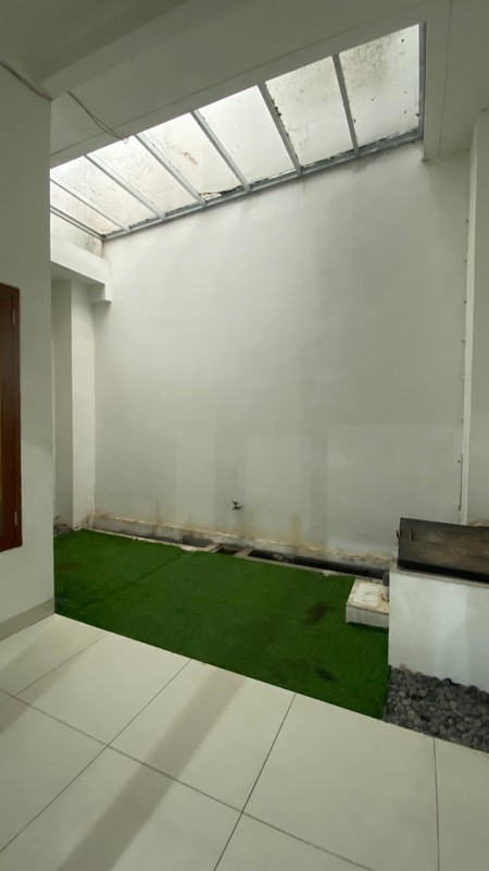 Rumah Bagus Minimalis Siap Huni di  Graha Bintaro