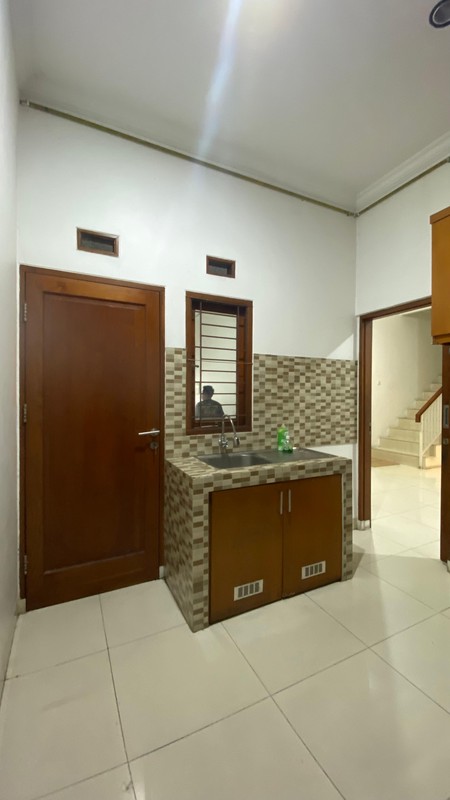 Rumah Bagus Minimalis Siap Huni di  Graha Bintaro