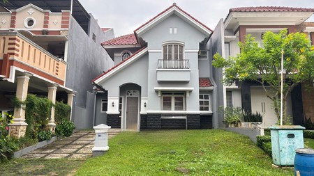 Rumah 2 Lantai di Kota Wisata Cibubur