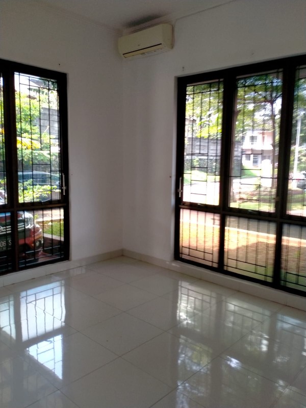 Rumah Bagus Di Discovery Cielo, Bintaro Jaya Sektor 9