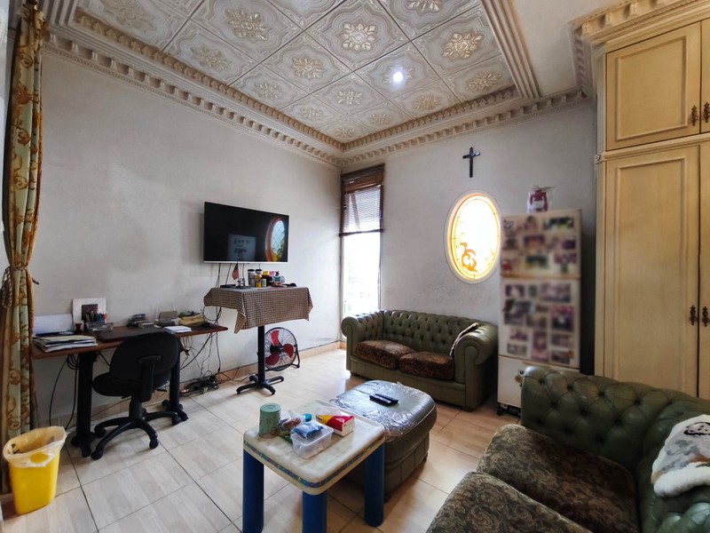 Rumah Pelepah Kuning, Kelapa Gading