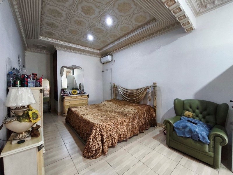 Rumah Pelepah Kuning, Kelapa Gading