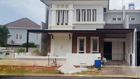 Rumah siap huni posisi boulevard di Kota Wisata