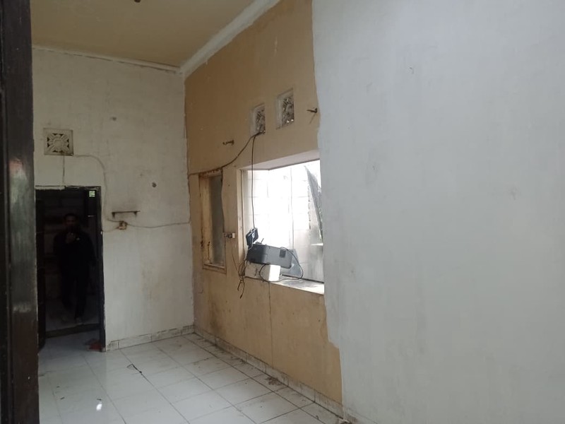 Rumah Hook di Jalan Raya Medayu Utara - Lokasi Strategis Cocok untuk Usaha!