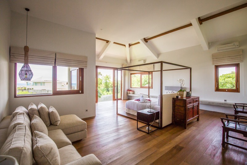 Freehold - Oceanfront Luxury Villa with Breathtaking Mountain & Ricefield Views, Minutes from Sanur, Bali