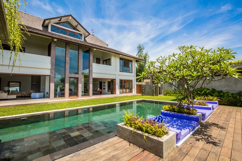Freehold - Oceanfront Luxury Villa with Breathtaking Mountain & Ricefield Views, Minutes from Sanur, Bali