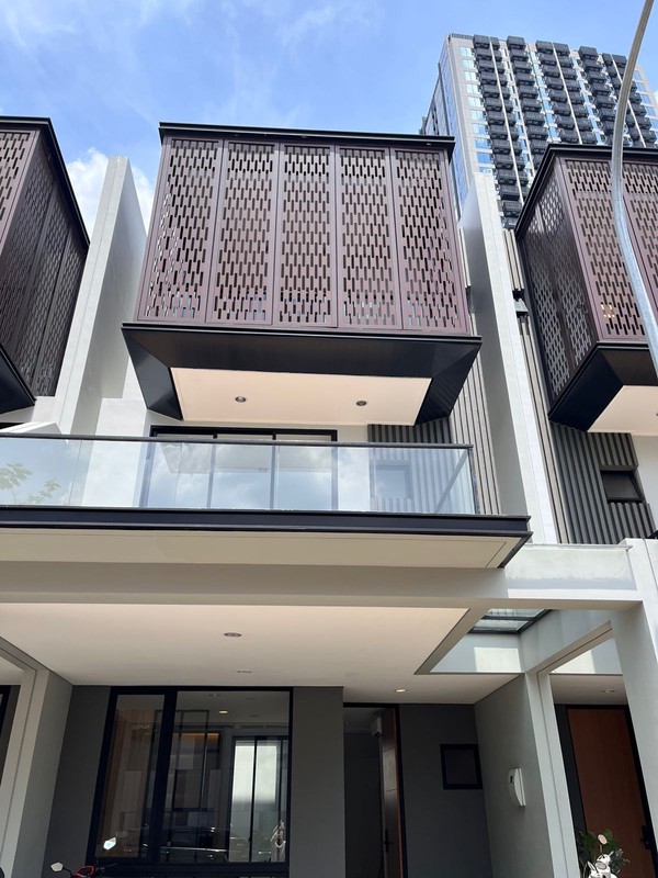 Rumah Modern Minimalis di Botany Hills, Fatmawati Cilandak Jakarta Selatan