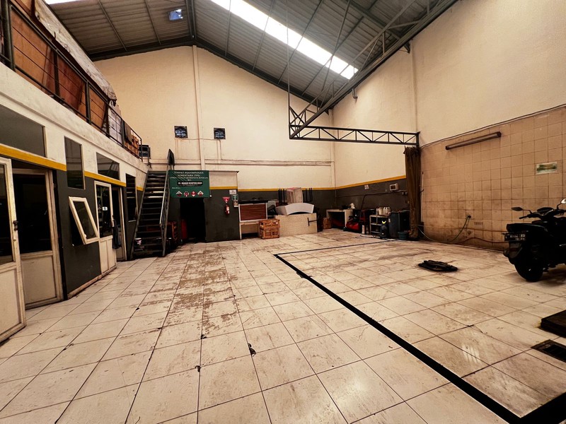 JUAL CEPAT GEDUNG SIAP PAKAI LOKASI STRATEGIS JL. RAYA ARIF RAHMAN HAKIM SUKOLIO SURABAYA TIMUR