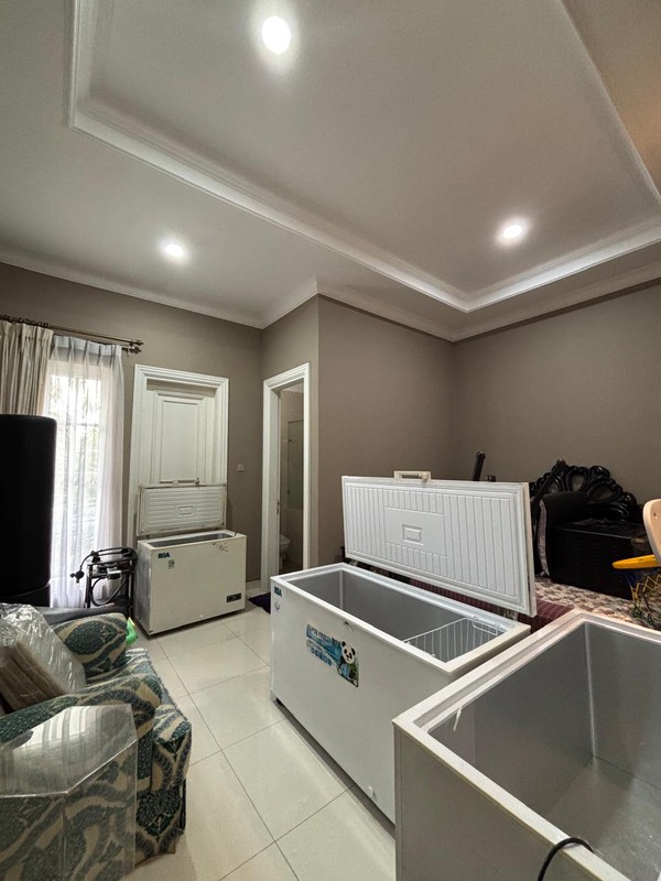 Rumah MewahLuxury 2 Lantai Hoek, di cluster Exclusive Kota Wisata