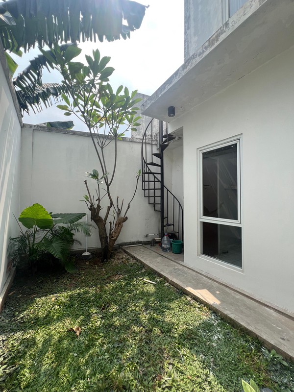 Dijual Rumah 2 Lantai Dalam Cluster Lokasi Di Rempoa, Tangerang Selatan