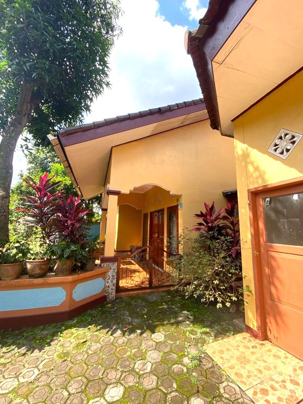 Rumah siap huni lokasi strategis, dekat dengan fasilitas pendidikan dll di Kp Pabuaran Bekasi