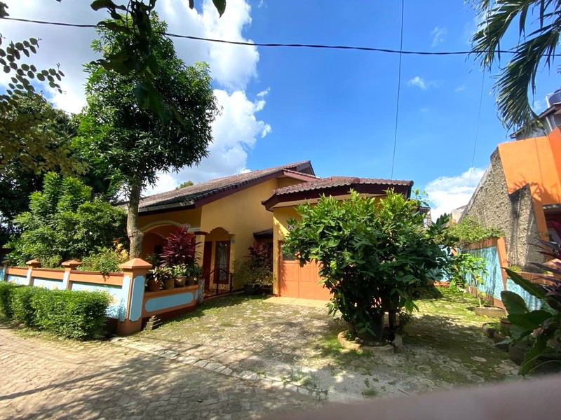 Rumah siap huni lokasi strategis, dekat dengan fasilitas pendidikan dll di Kp Pabuaran Bekasi