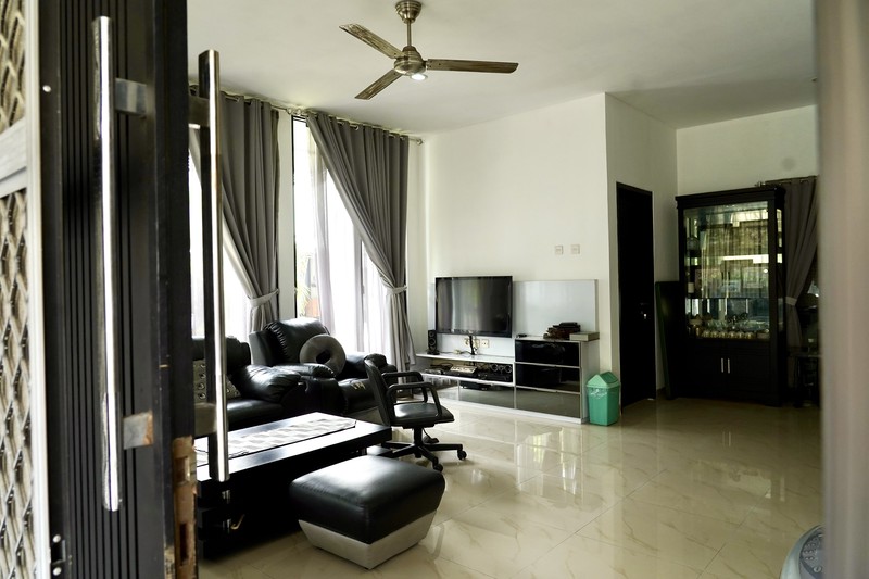 Rumah 2 Lantai Siap Huni dengan Hunian Nyaman dan Asri @Ciputat