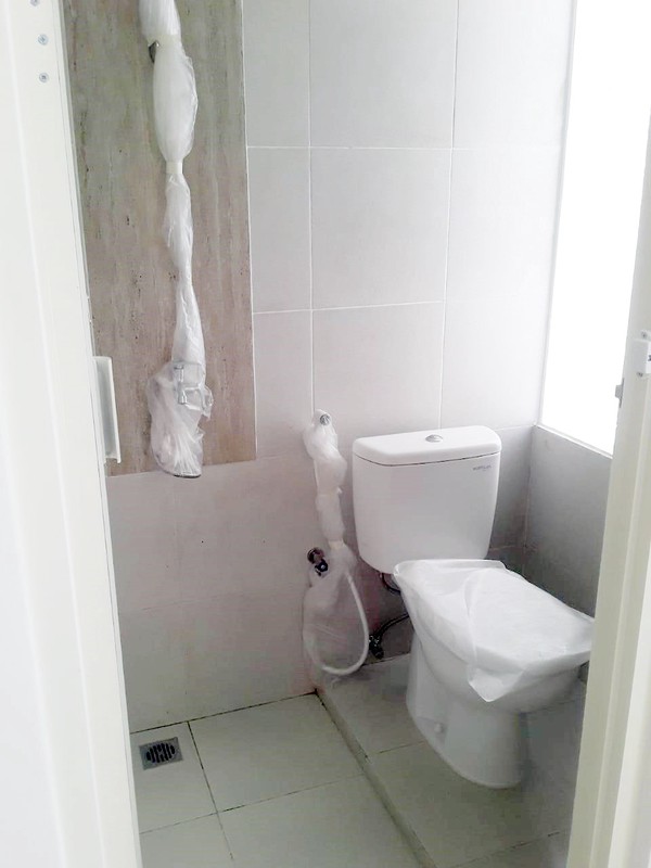 Ruko di Raya Dukuh Kupang Barat Surabaya Barat, Strategis dari Jl. Mayjen Sungkono tembus Jl. Banyu Urip, Siap Pakai