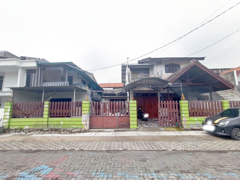 Rumah di Medokan Semampir Indah Surabaya Timur, ada rumah Kos 13 Kamar, Bagus + Terawat