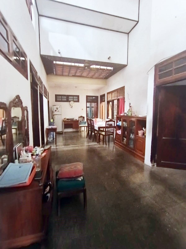 Rumah di Medokan Semampir Indah Surabaya Timur, ada rumah Kos 13 Kamar, Bagus + Terawat