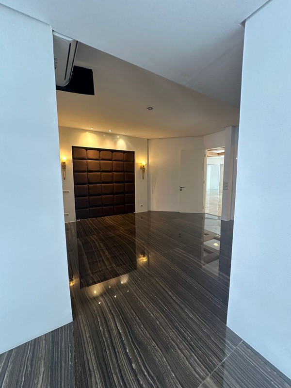 Beautiful house and cozy at pondok indah, jakarta selatan