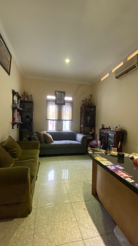 Bengkel siap pakai daerah komersial di Bintaro Jakarta Selatan